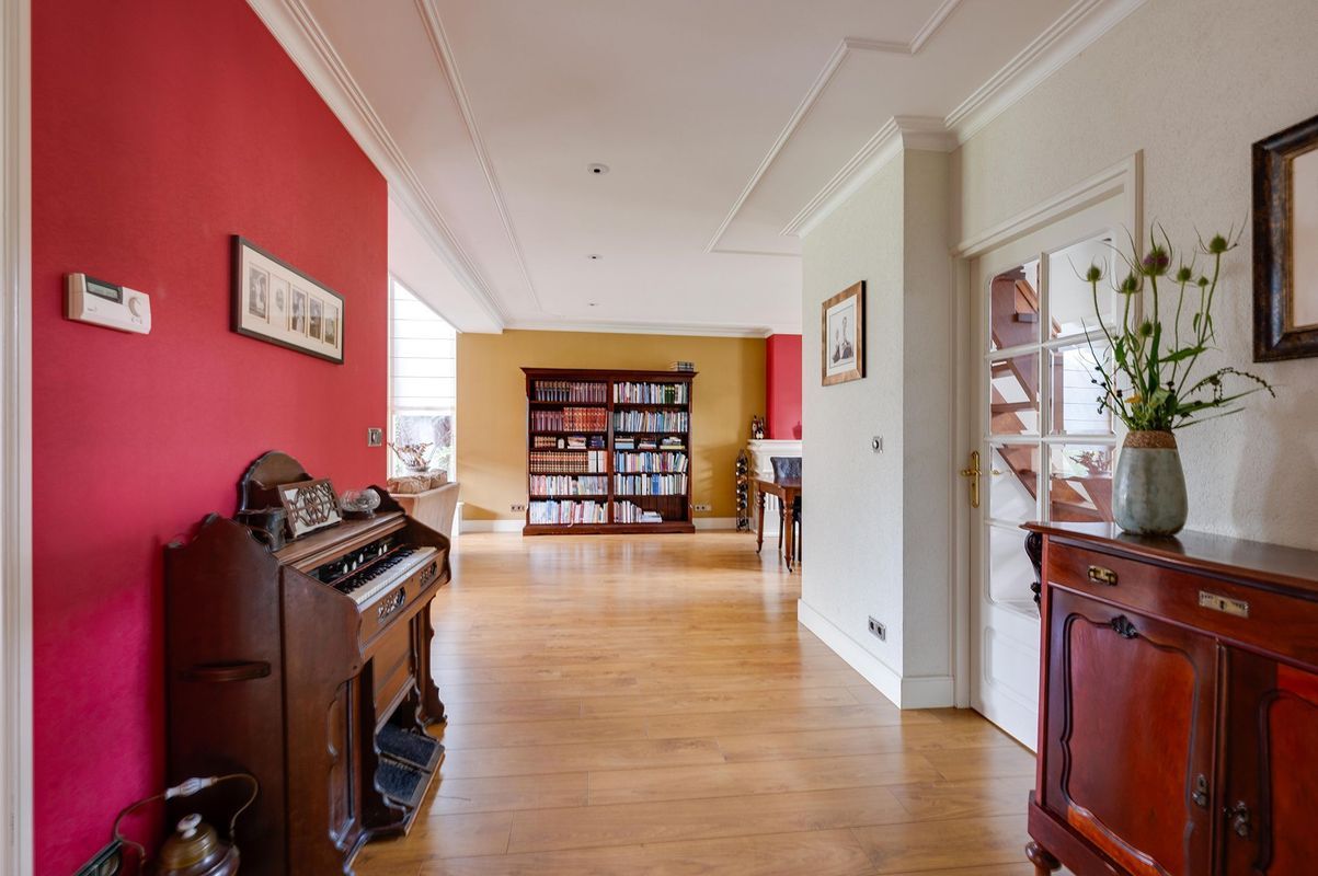 Arent van Lierstraat 27 - A Photo 16