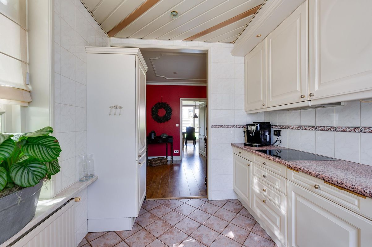 Arent van Lierstraat 27 - A Photo 23