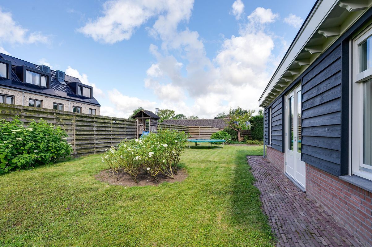 Arent van Lierstraat 27 - A Photo 50