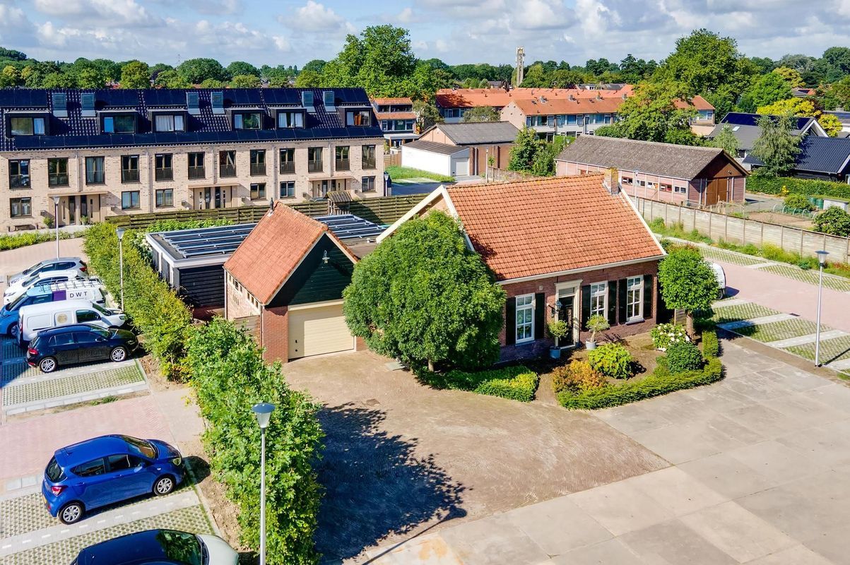 Arent van Lierstraat 27 - A Photo 0