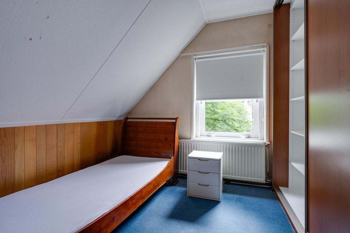 Arent van Lierstraat 27 - A Photo 46