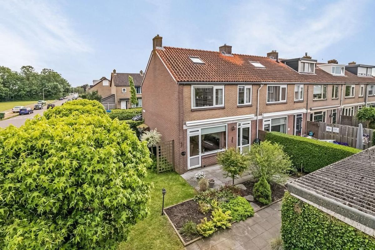 van Oldenbarneveltstraat 69 Photo 0