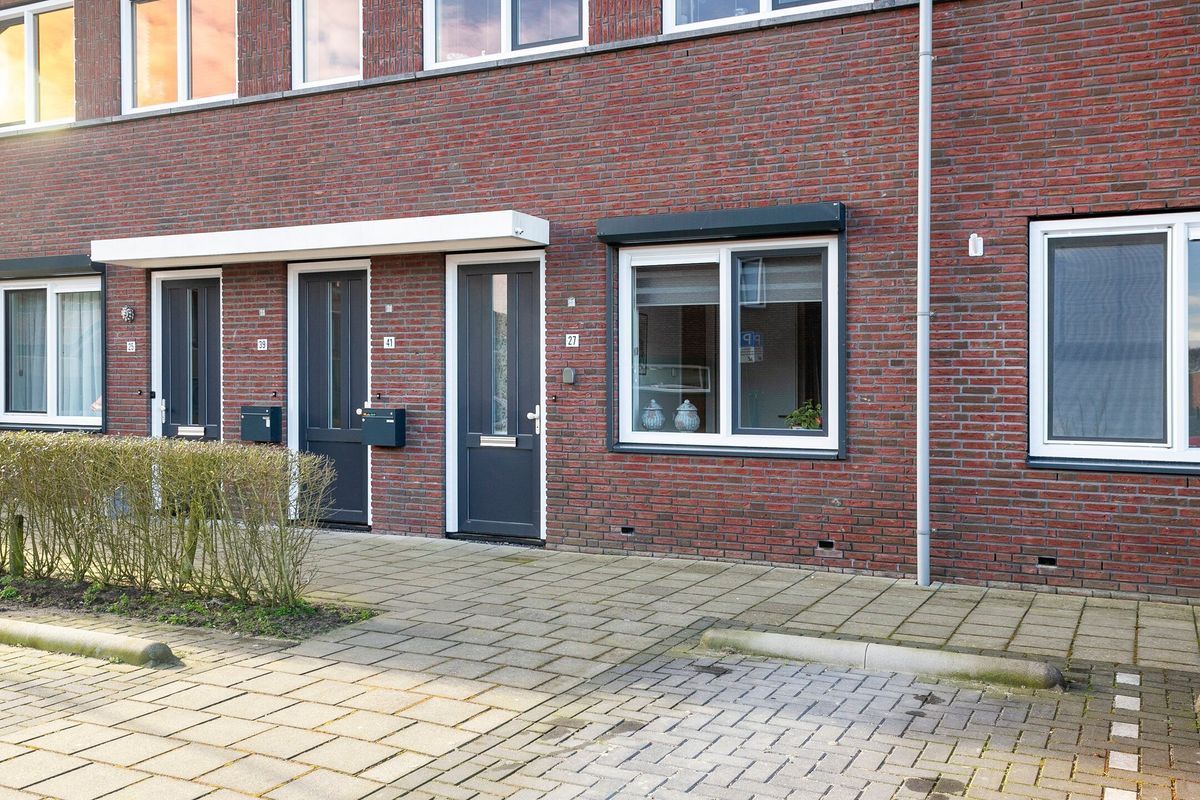 Ons Genoegen 27 Photo 4