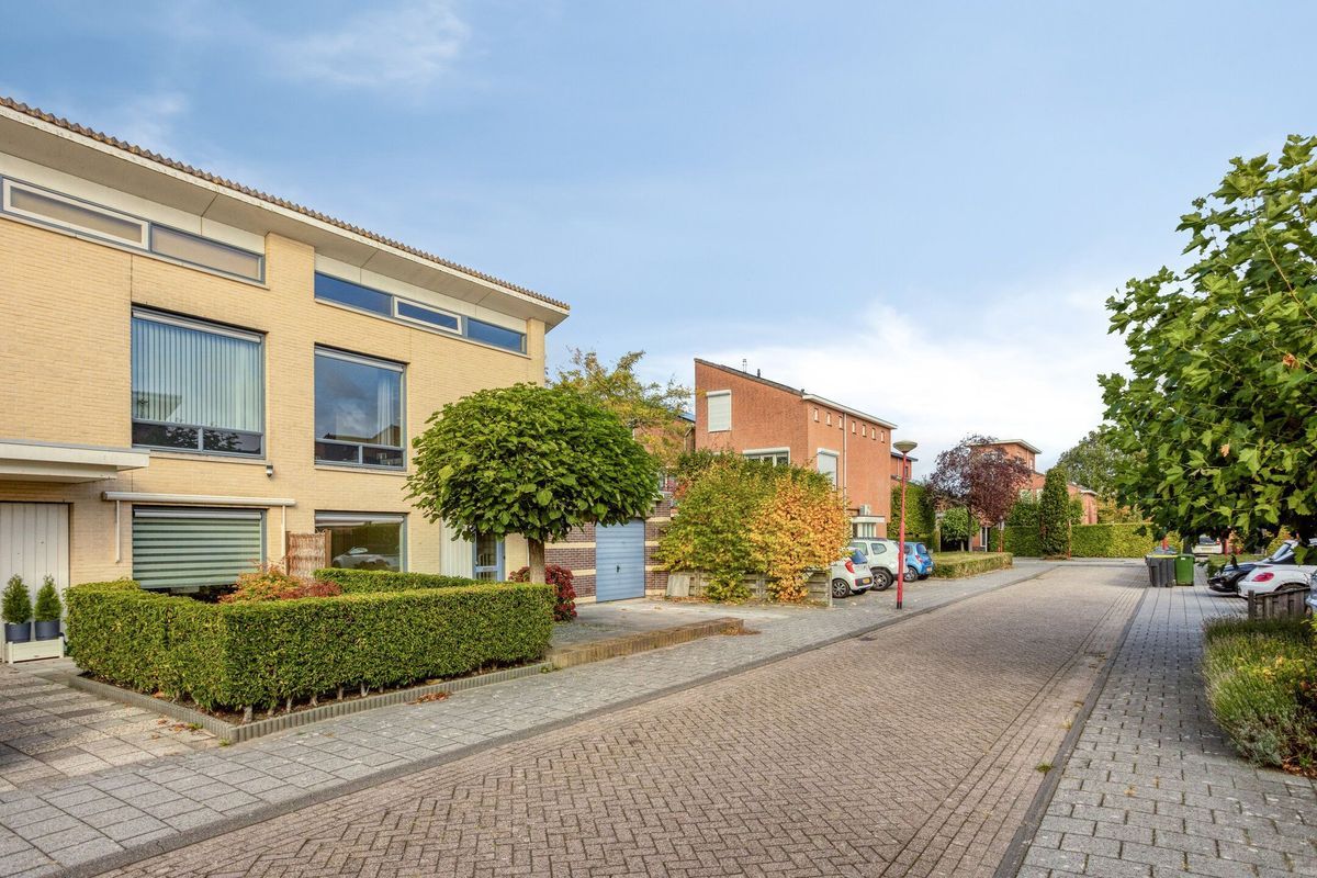 Bizetstraat 2 Photo 3