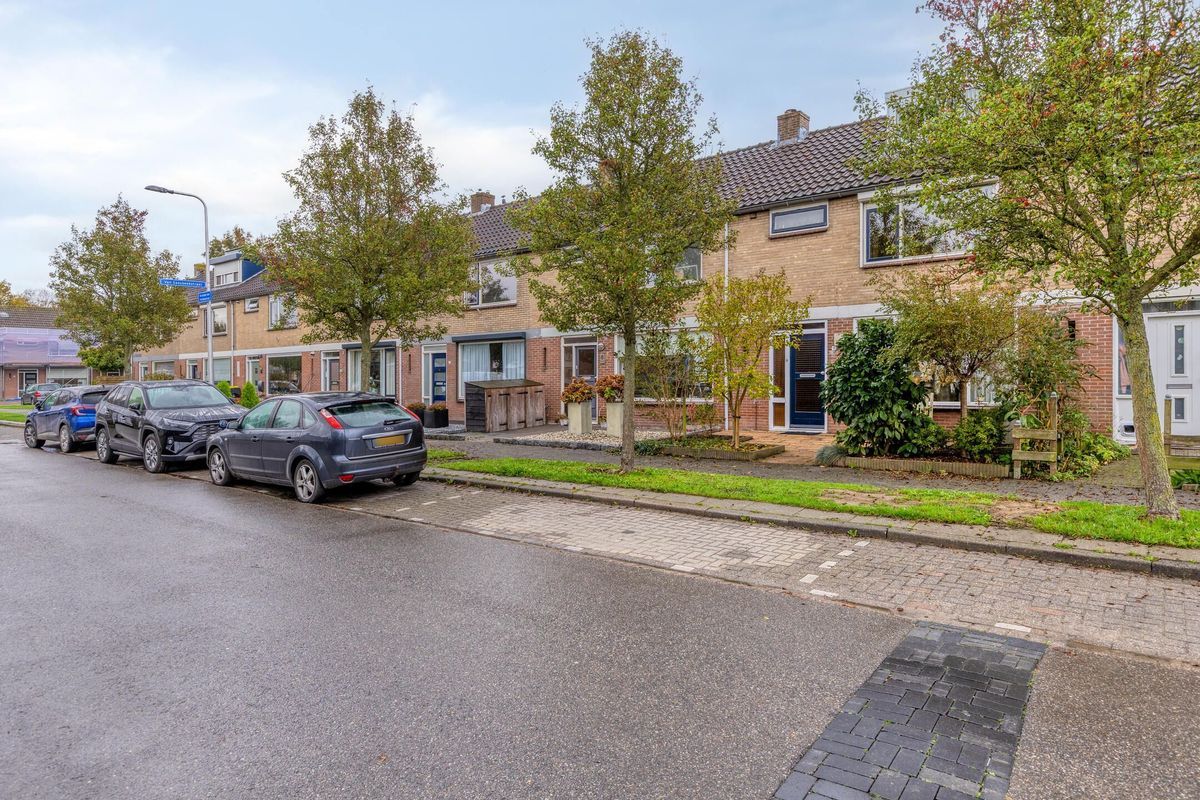 Nicolaas van Puttenstraat 6 Photo 31