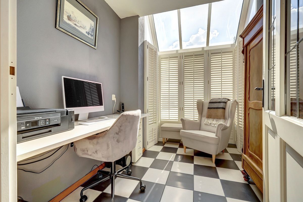 Helen Parkhurstweg 4 Photo 21