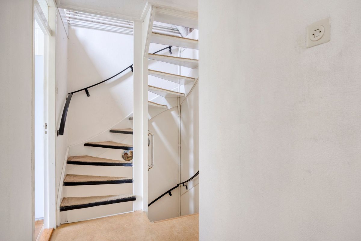 Ridder van Dorpstraat 16 Photo 12