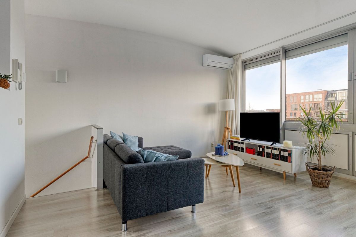 Vierwiekenplein 11 Photo 5