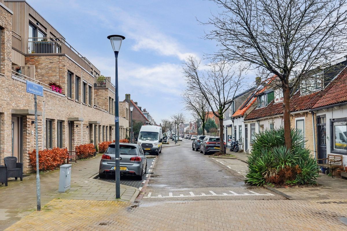 Prins Bernhardstraat 1 - N Photo 6
