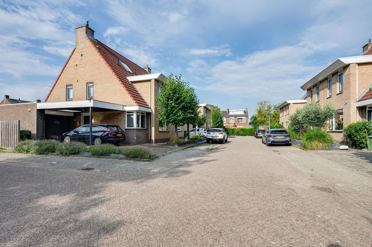 Nikolaus Boutstraat 6 Photo 32