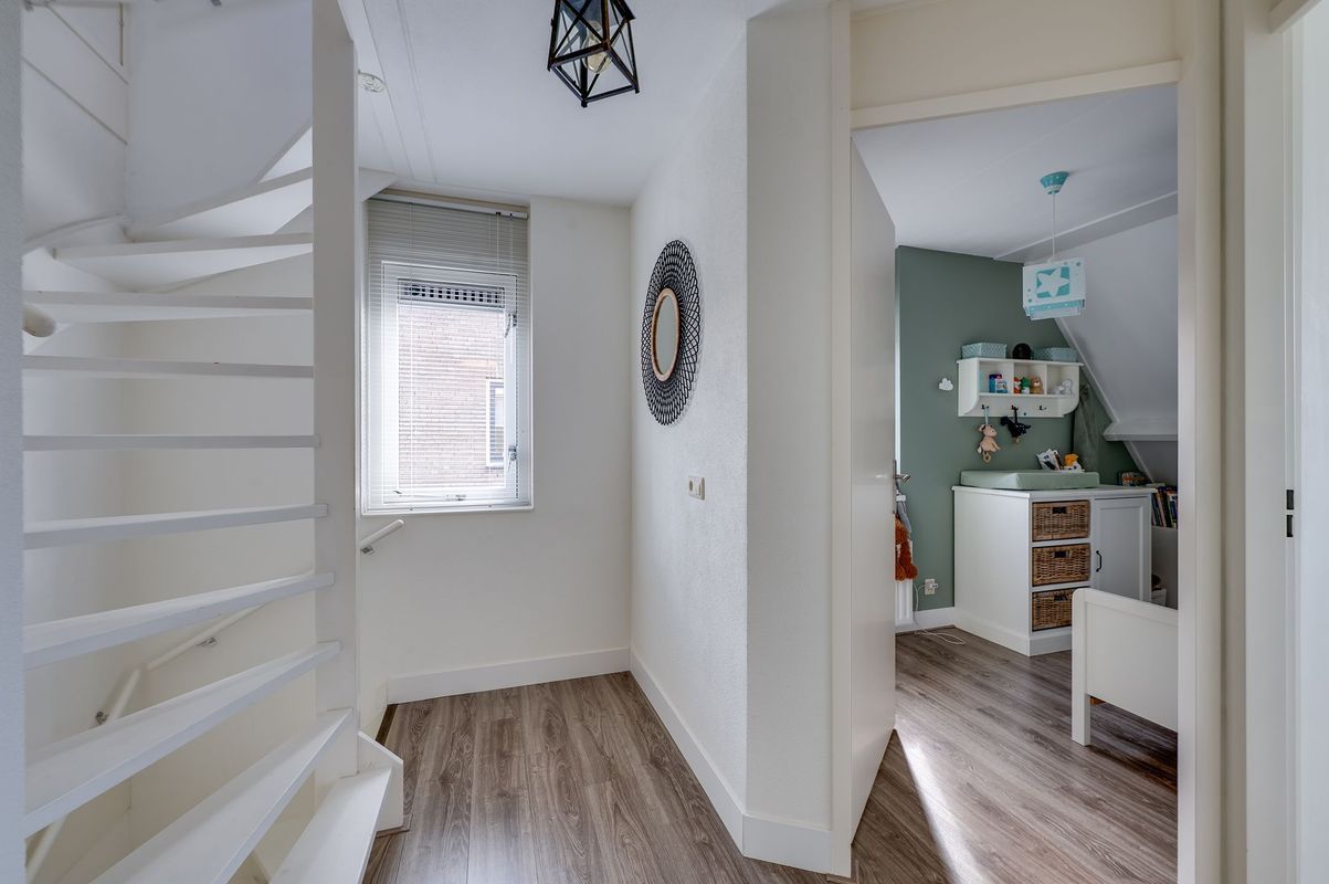 Nikolaus Boutstraat 6 Photo 16