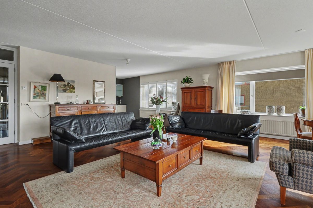 Dokter Kroesenring 50 Photo 8