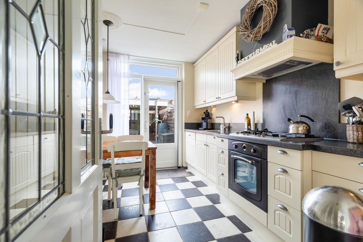 Ridder van Dorpstraat 5 Photo 11