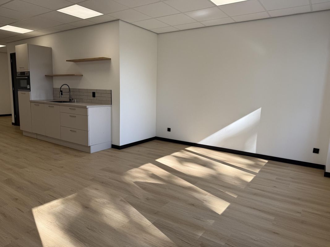 Reedijk 8 - F 30 Photo 9