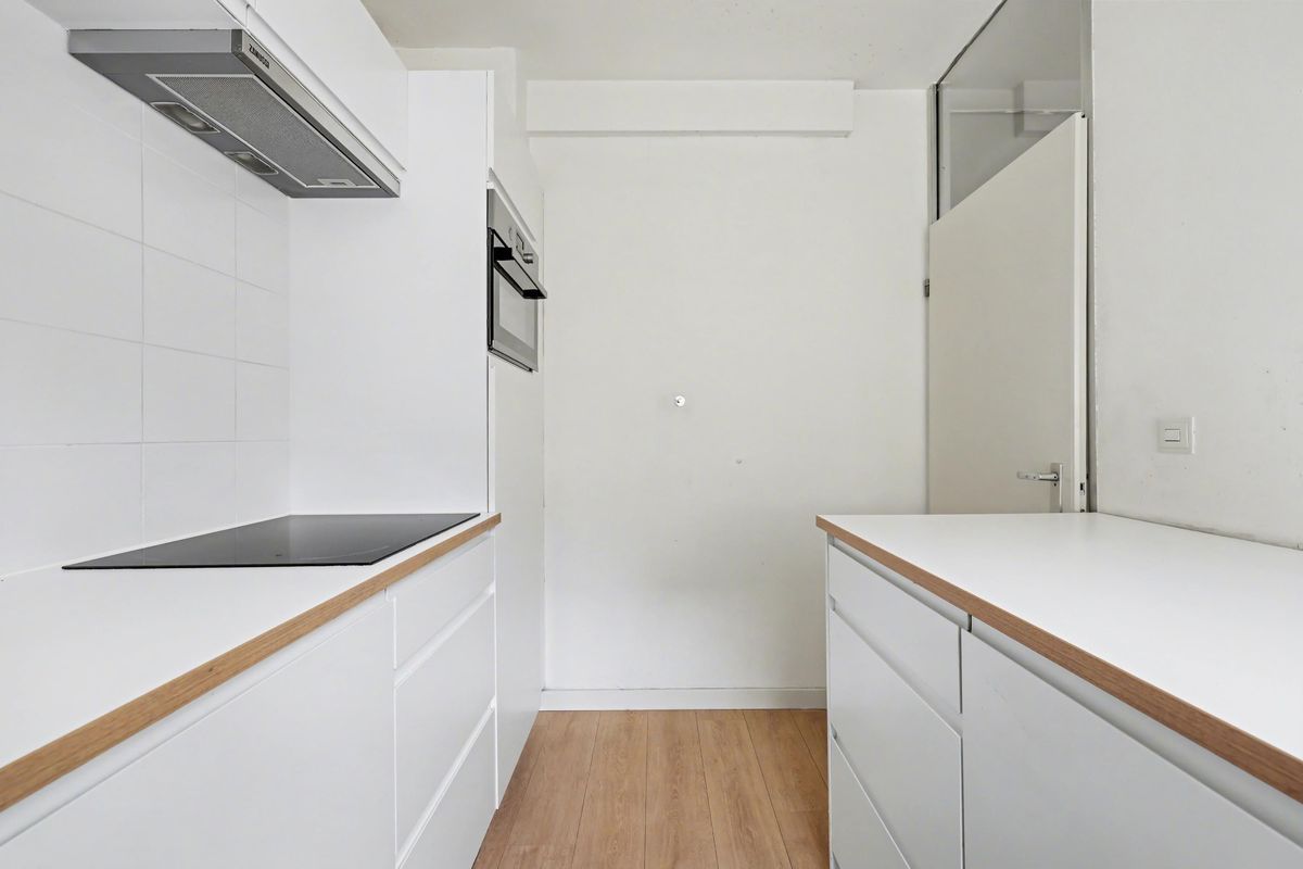 Meestoof 16 Photo 11