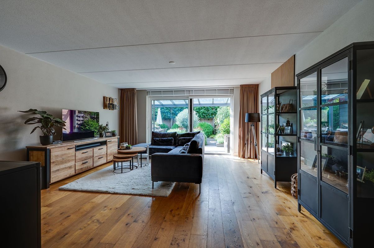 Nikolaus Boutstraat 6 Photo 9
