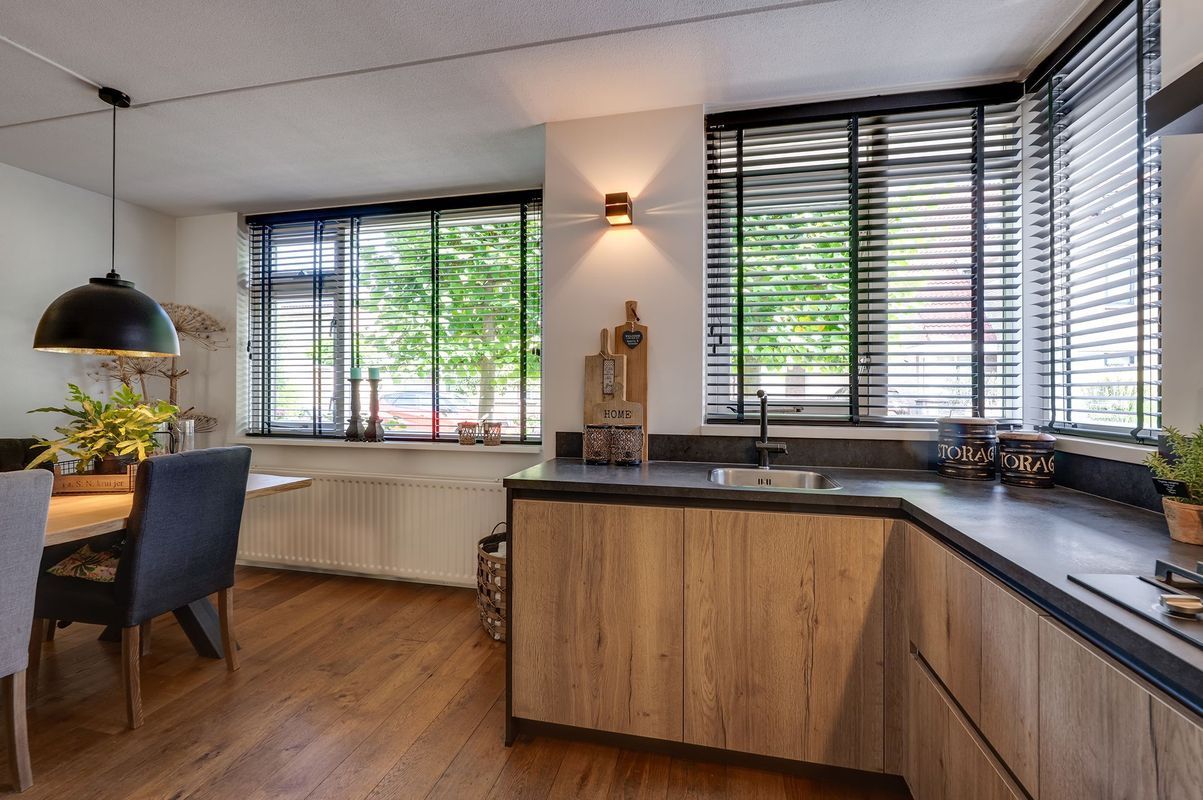 Nikolaus Boutstraat 6 Photo 15