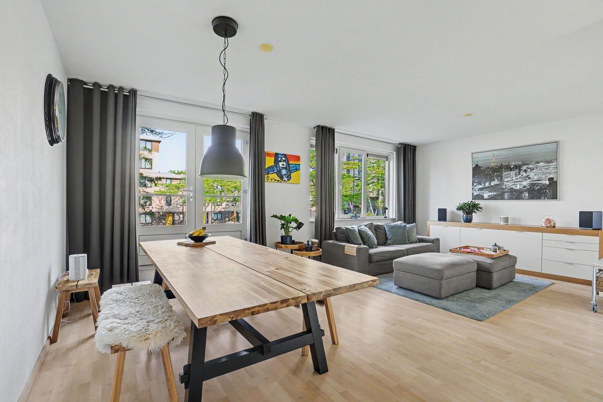 Avenue Carré 182 Photo 16