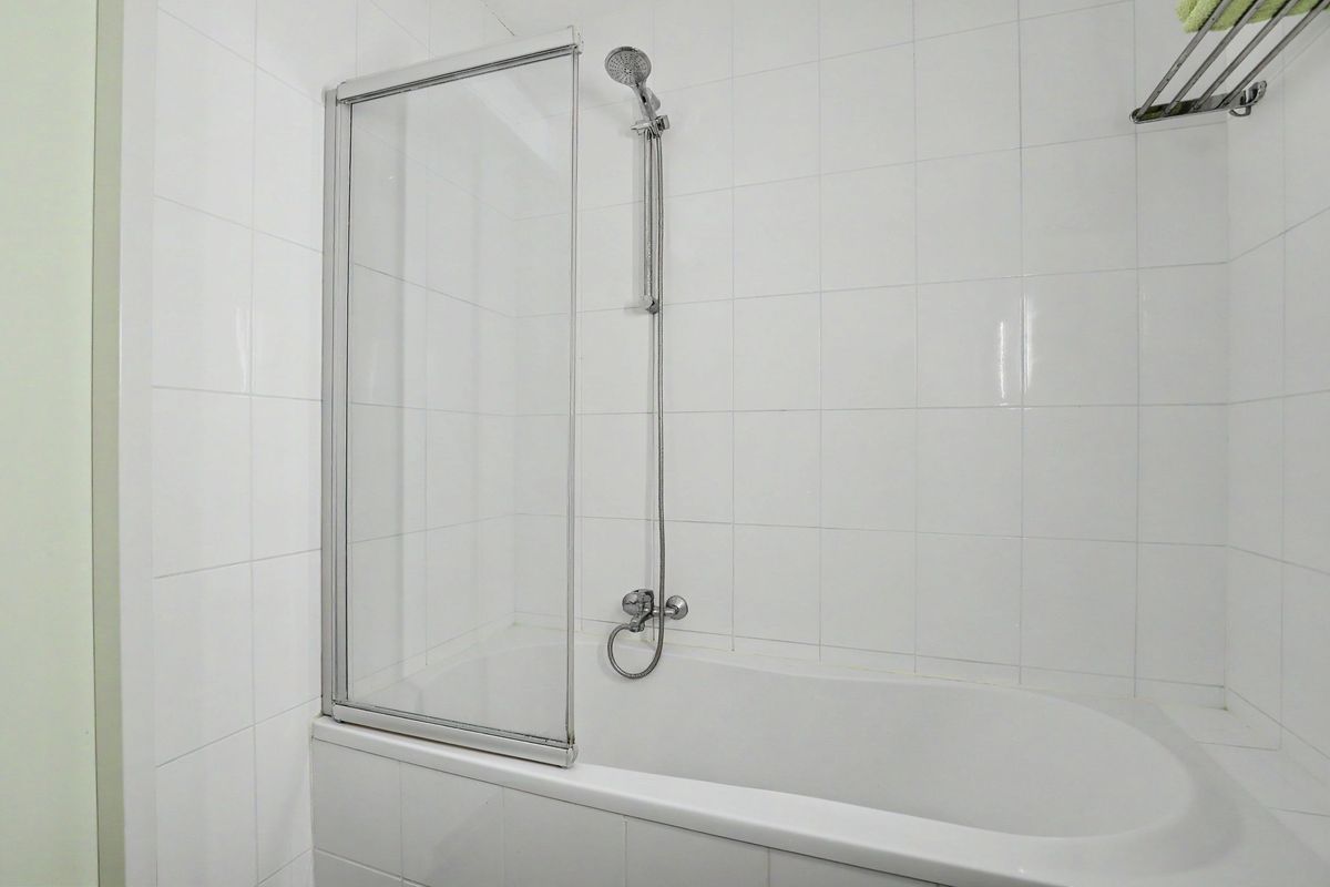 Avenue Carré 182 Photo 32
