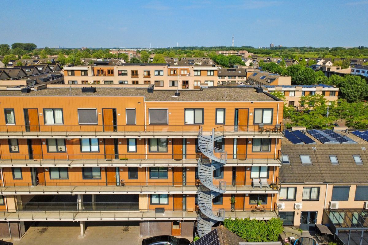 Avenue Carré 182 Photo 44