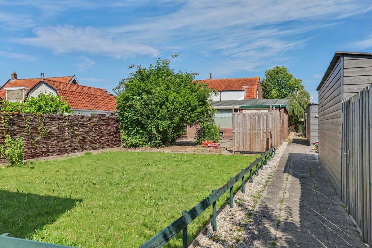 Wilhelminastraat 1 - A Photo 1