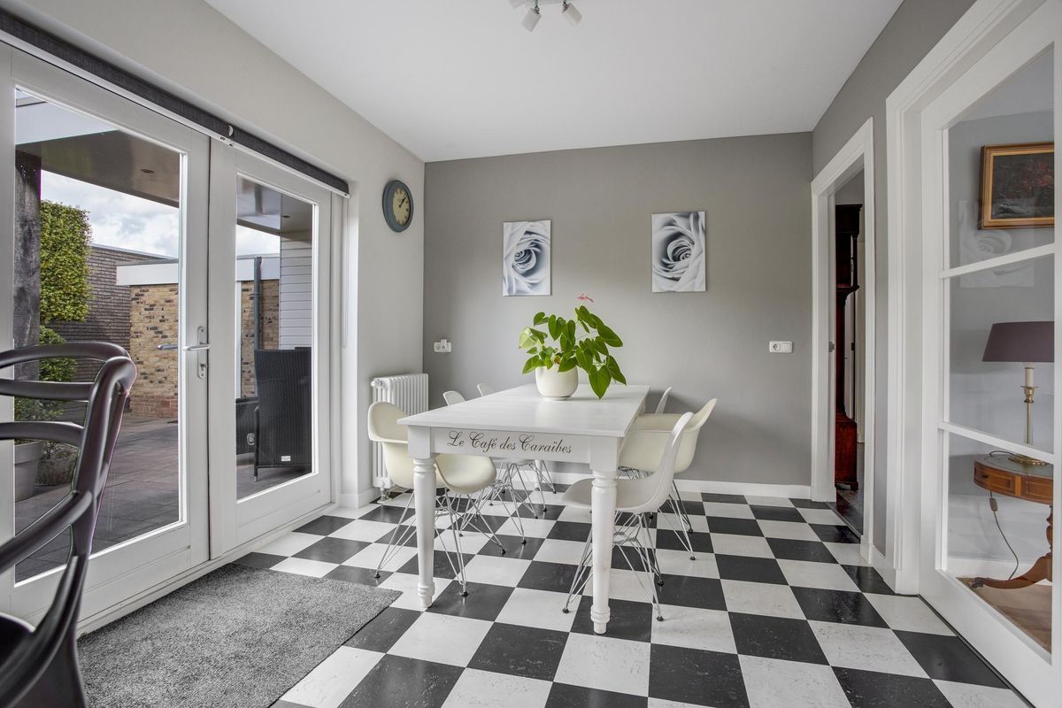Graaf van Egmondstraat 67 Photo 16
