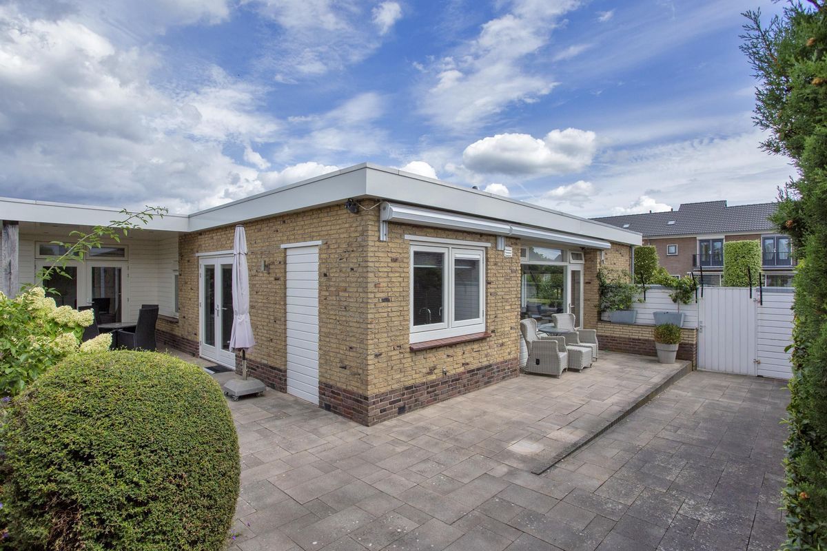 Graaf van Egmondstraat 67 Photo 31
