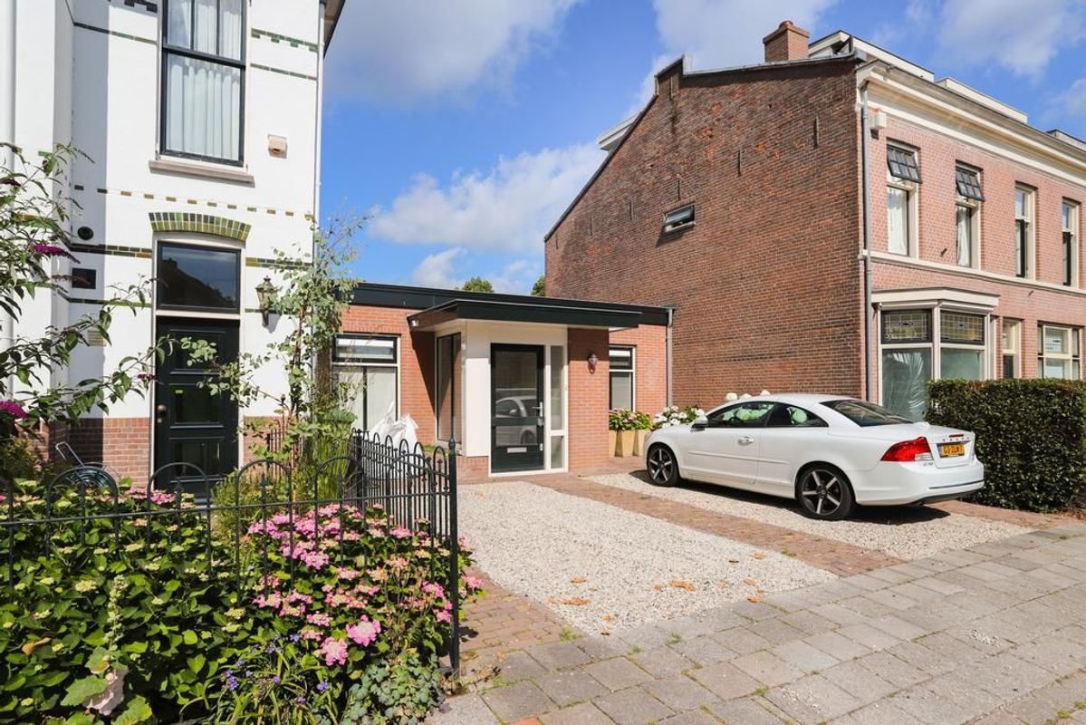 Emmaweg 1 Photo Blur 76