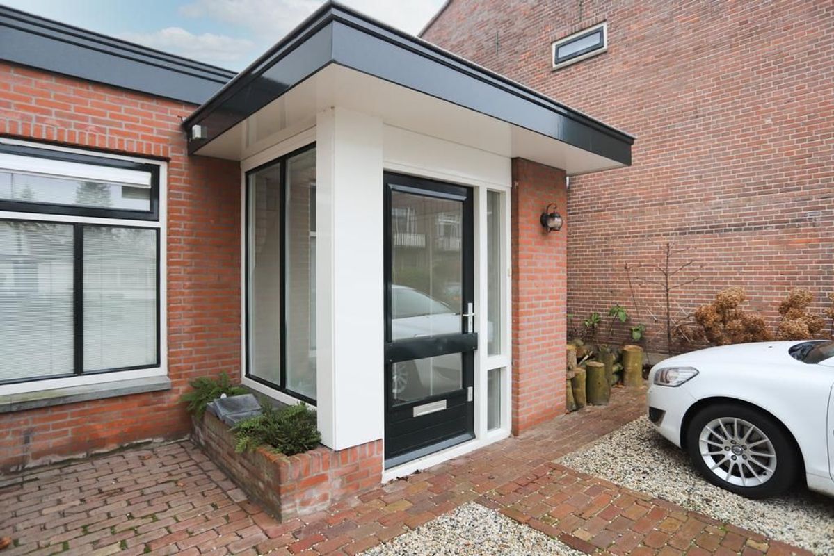 Emmaweg 1 Photo Blur 80