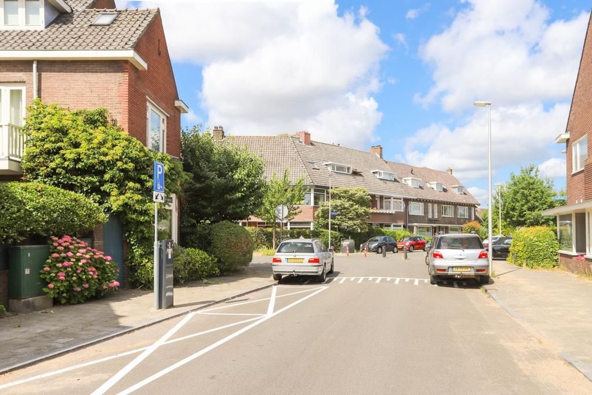 Byronstraat 4 Photo Blur 45