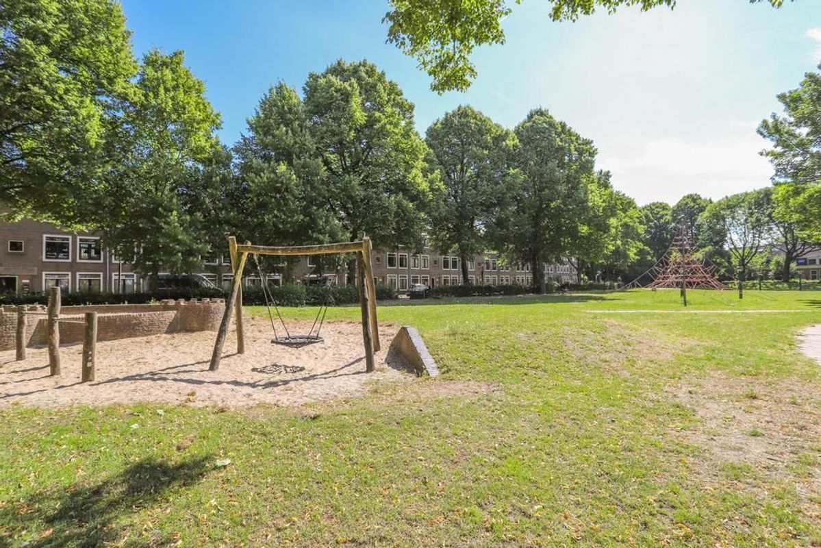 Violenstraat 45 Photo Blur 52