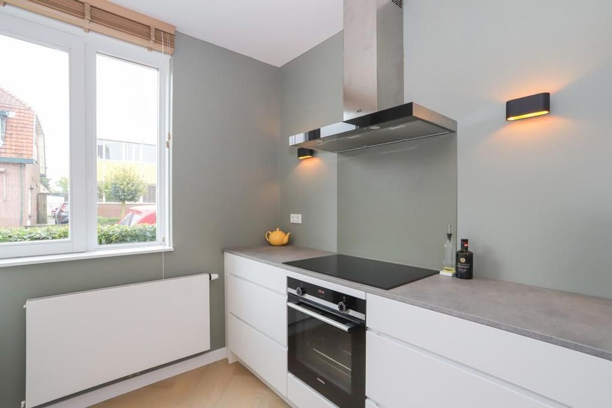 Stationsweg 9 Photo Blur 6