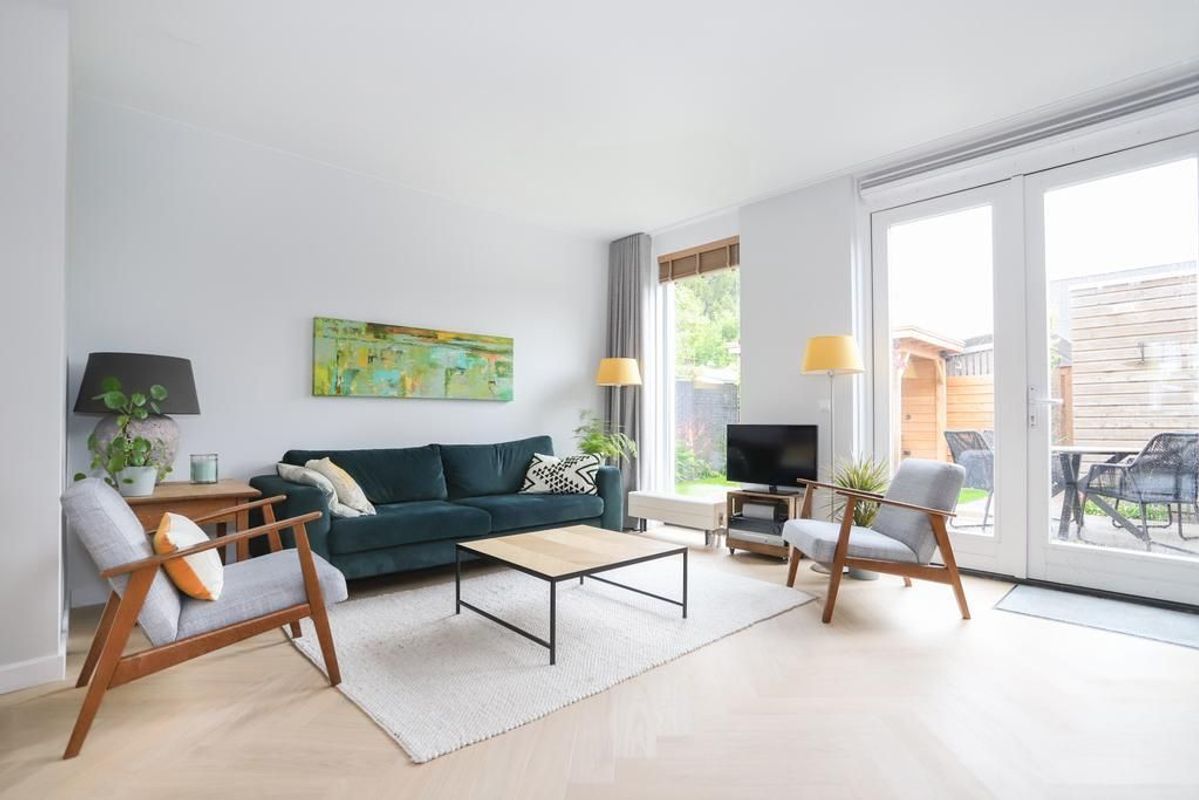 Stationsweg 9 Photo Blur 11