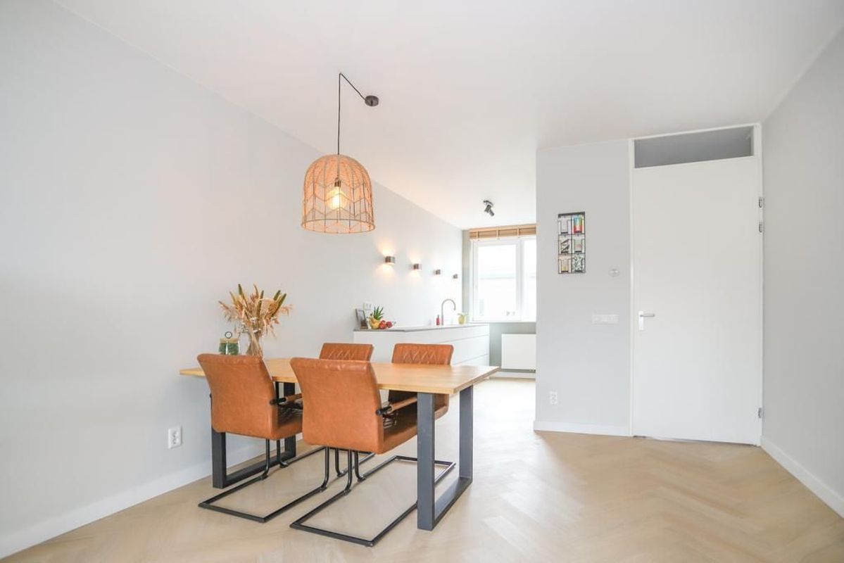 Stationsweg 9 Photo Blur 15