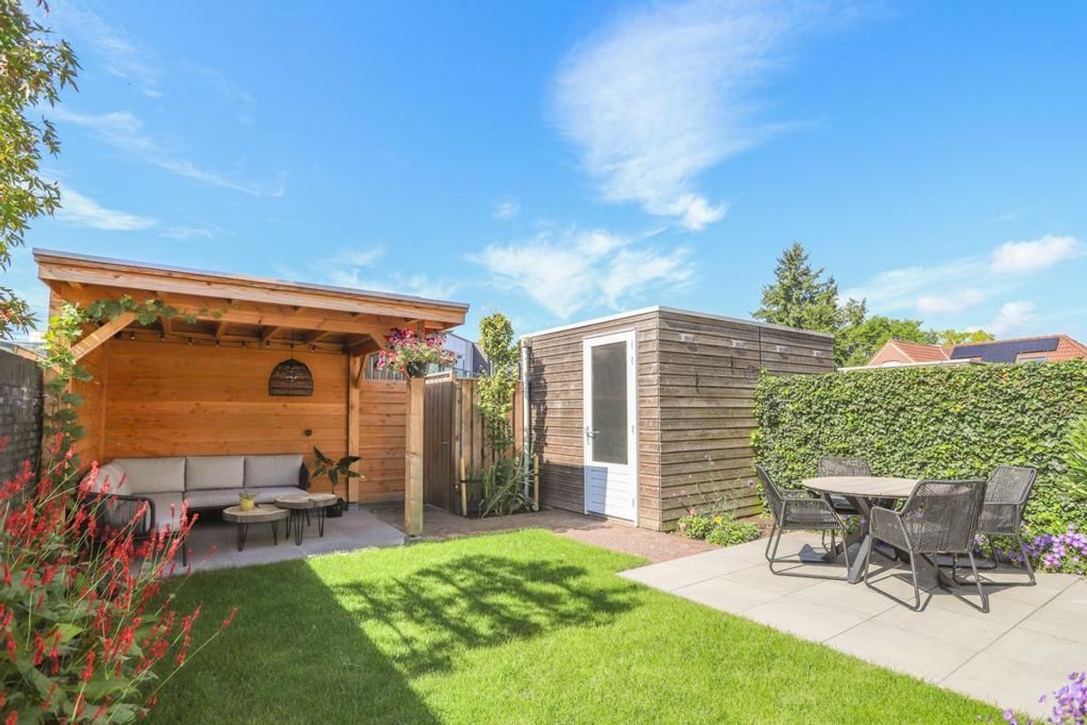 Stationsweg 9 Photo Blur 18