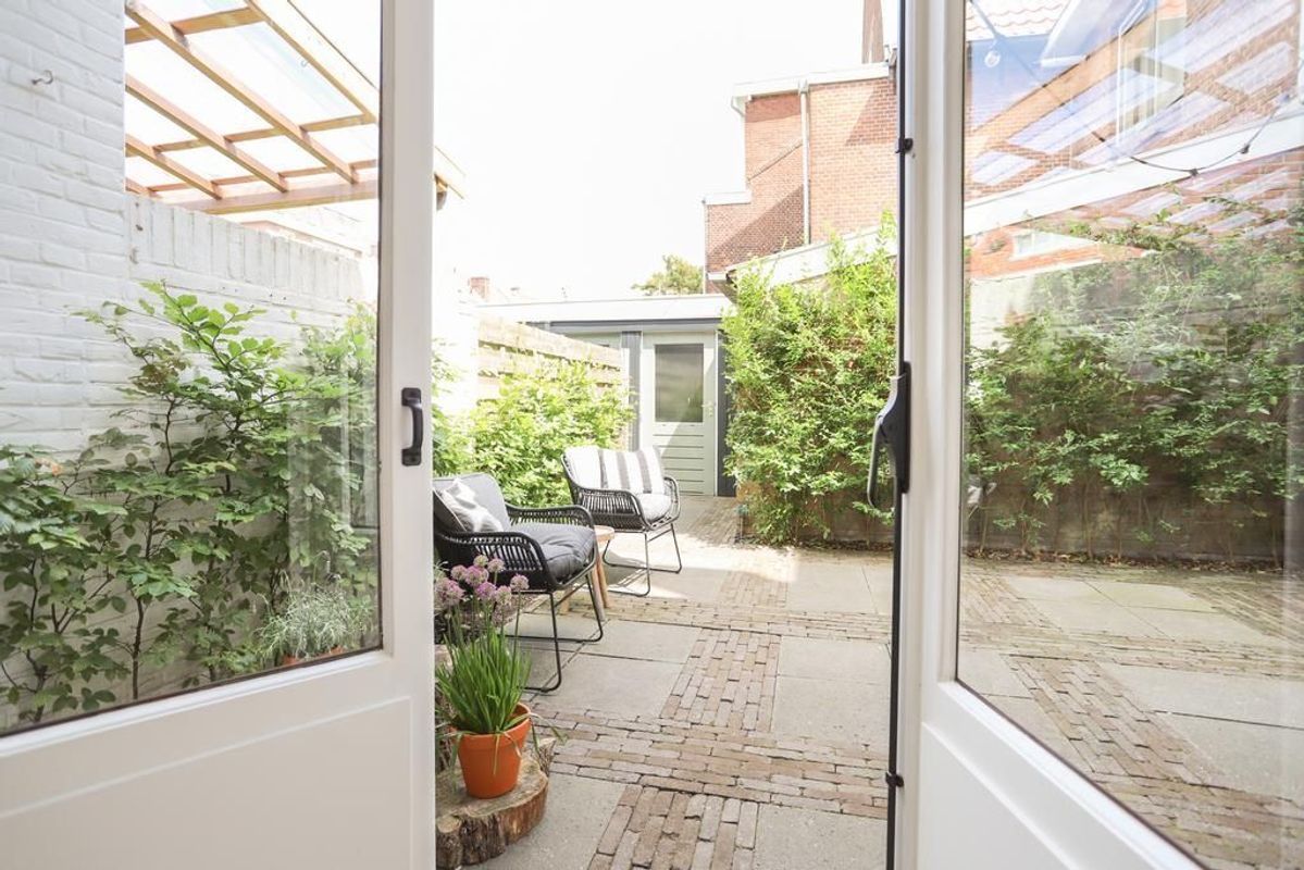 Swammerdamstraat 7 Photo Blur 22