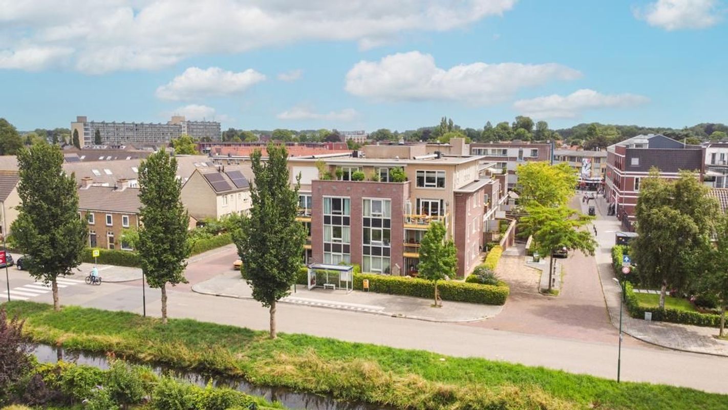 Gerard Doustraat 16 Photo Blur 1