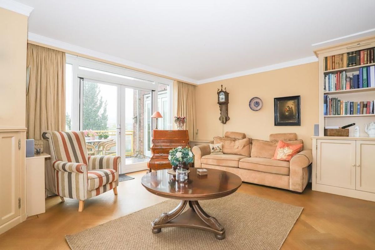 Gerard Doustraat 16 Photo Blur 13