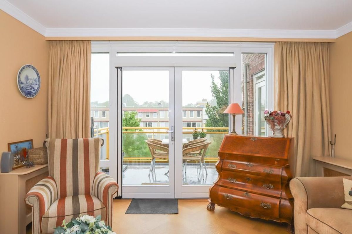 Gerard Doustraat 16 Photo Blur 14