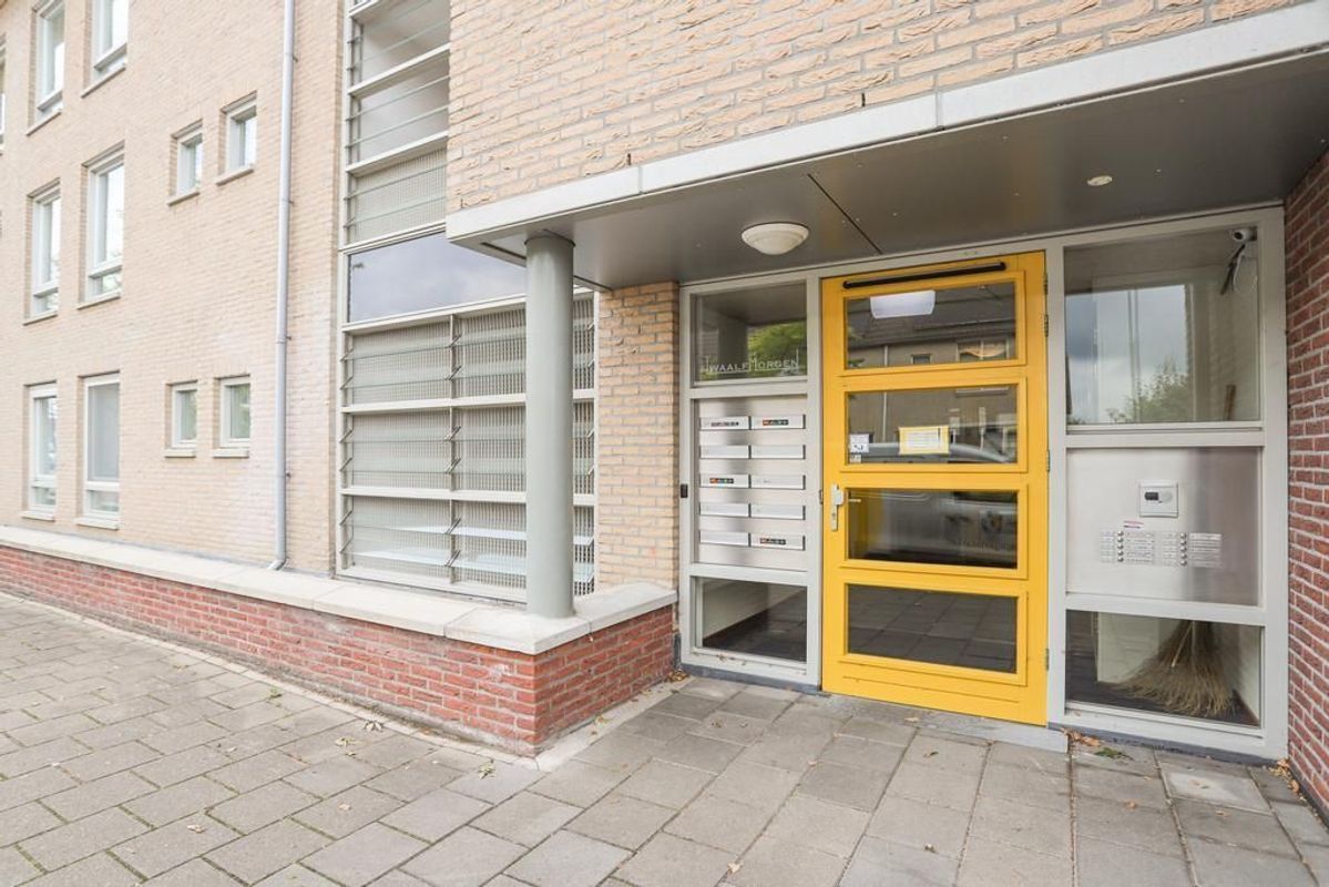 Gerard Doustraat 16 Photo Blur 33