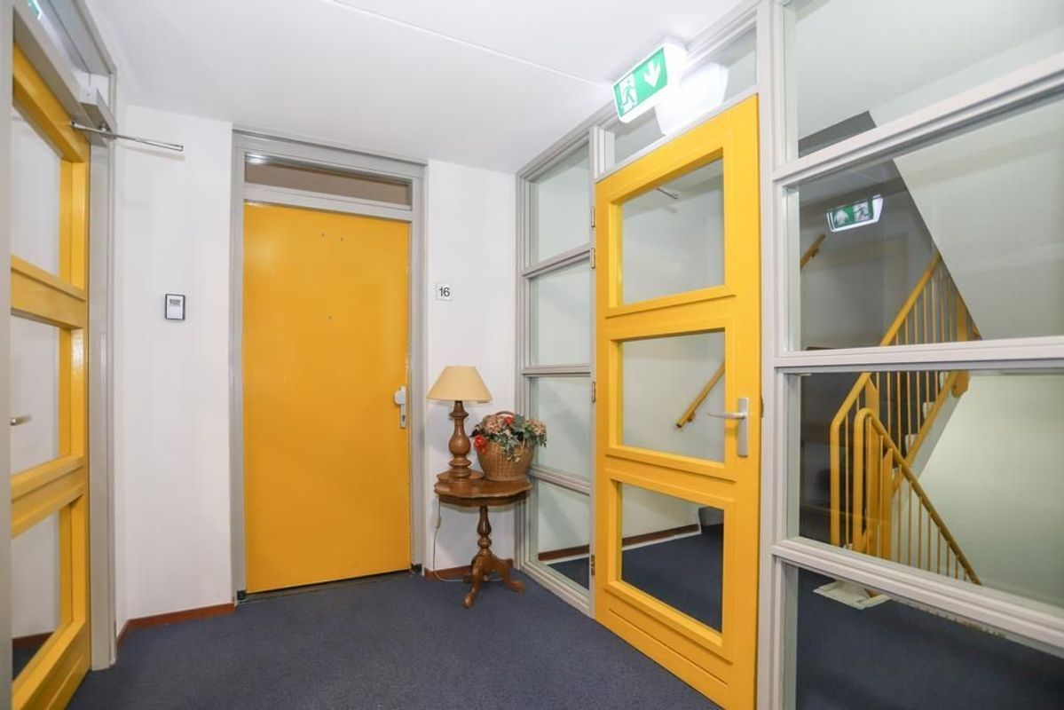 Gerard Doustraat 16 Photo Blur 30