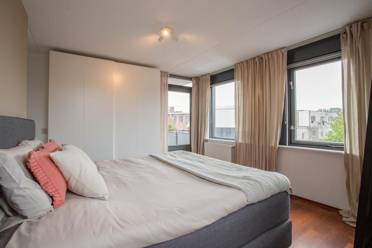 Gansstraat 92-B Photo Blur 13