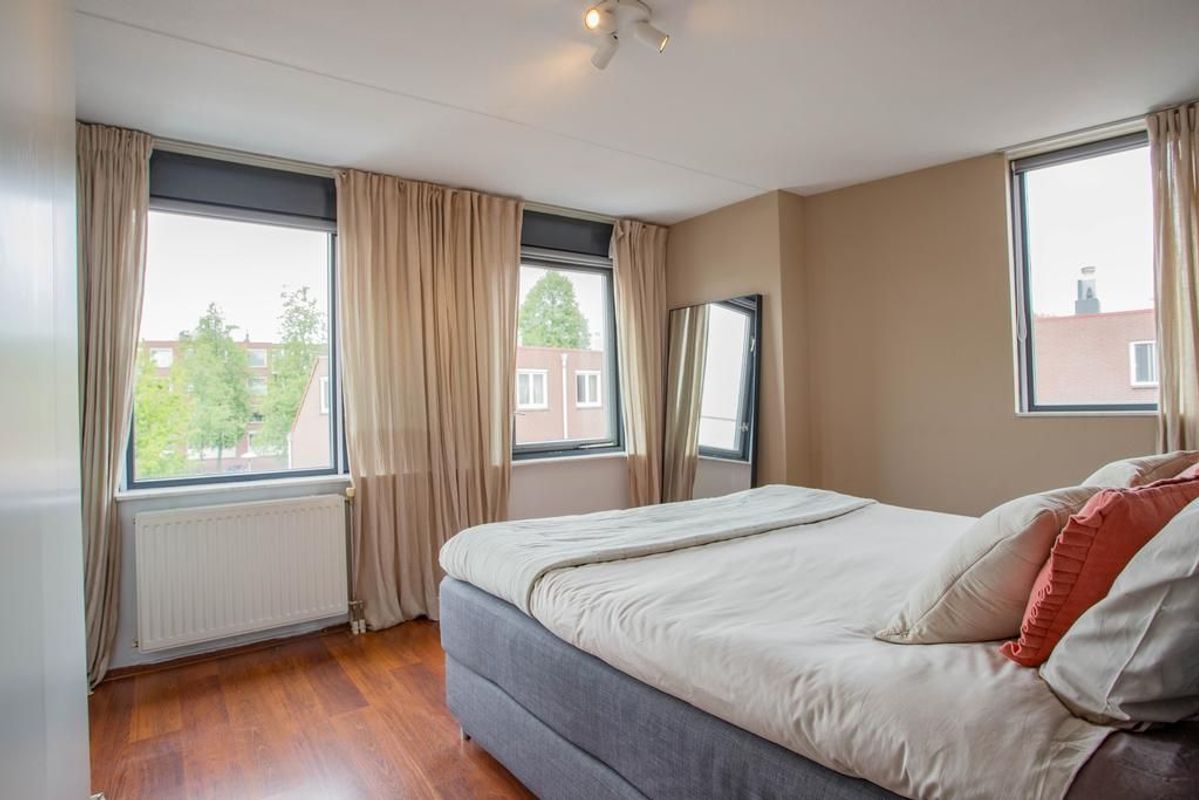 Gansstraat 92-B Photo Blur 12