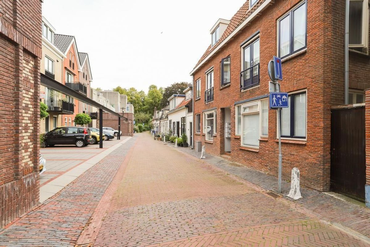 Jan de Bakkerstraat 26 Photo Blur 23