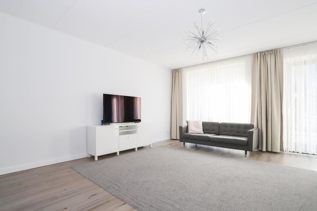 Roy Eldridgepad 5 Photo Blur 3