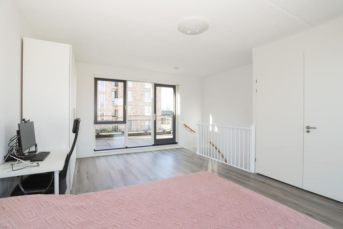 Roy Eldridgepad 5 Photo Blur 31