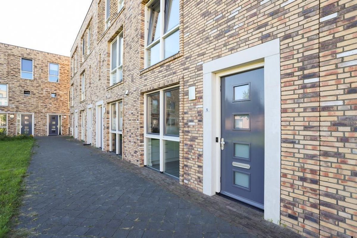 Roy Eldridgepad 5 Photo Blur 37