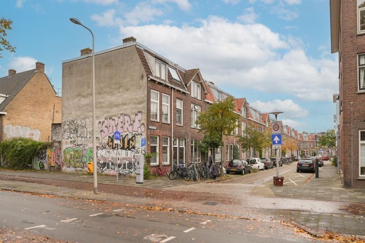 Jacob Catsstraat 31-BS Photo Blur 42