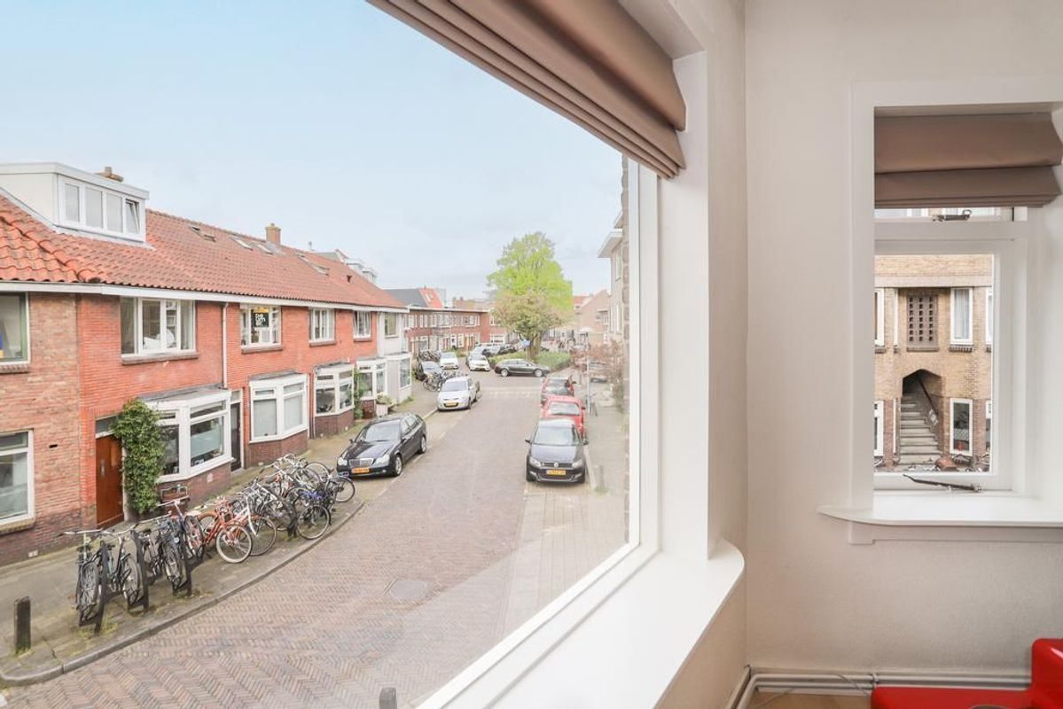 Bataviastraat 77 Photo Blur 7