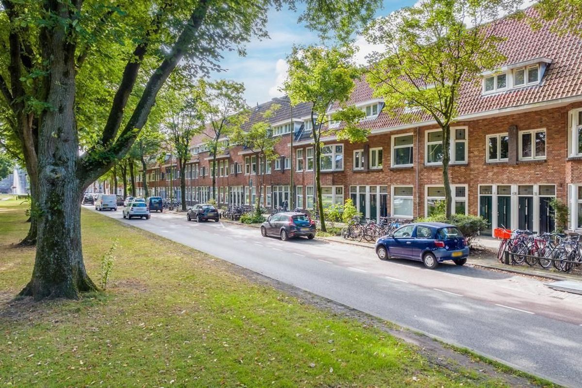 Burgemeester van Tuyllkade 48 Photo Blur 42